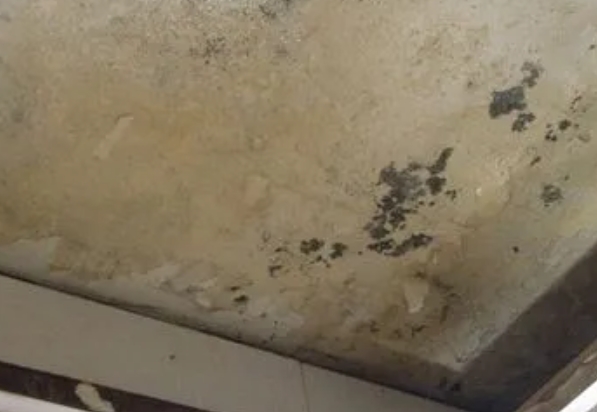 饶河阳台漏水维修公司分享下饶河卫生间渗水维修需要注意哪些问题。